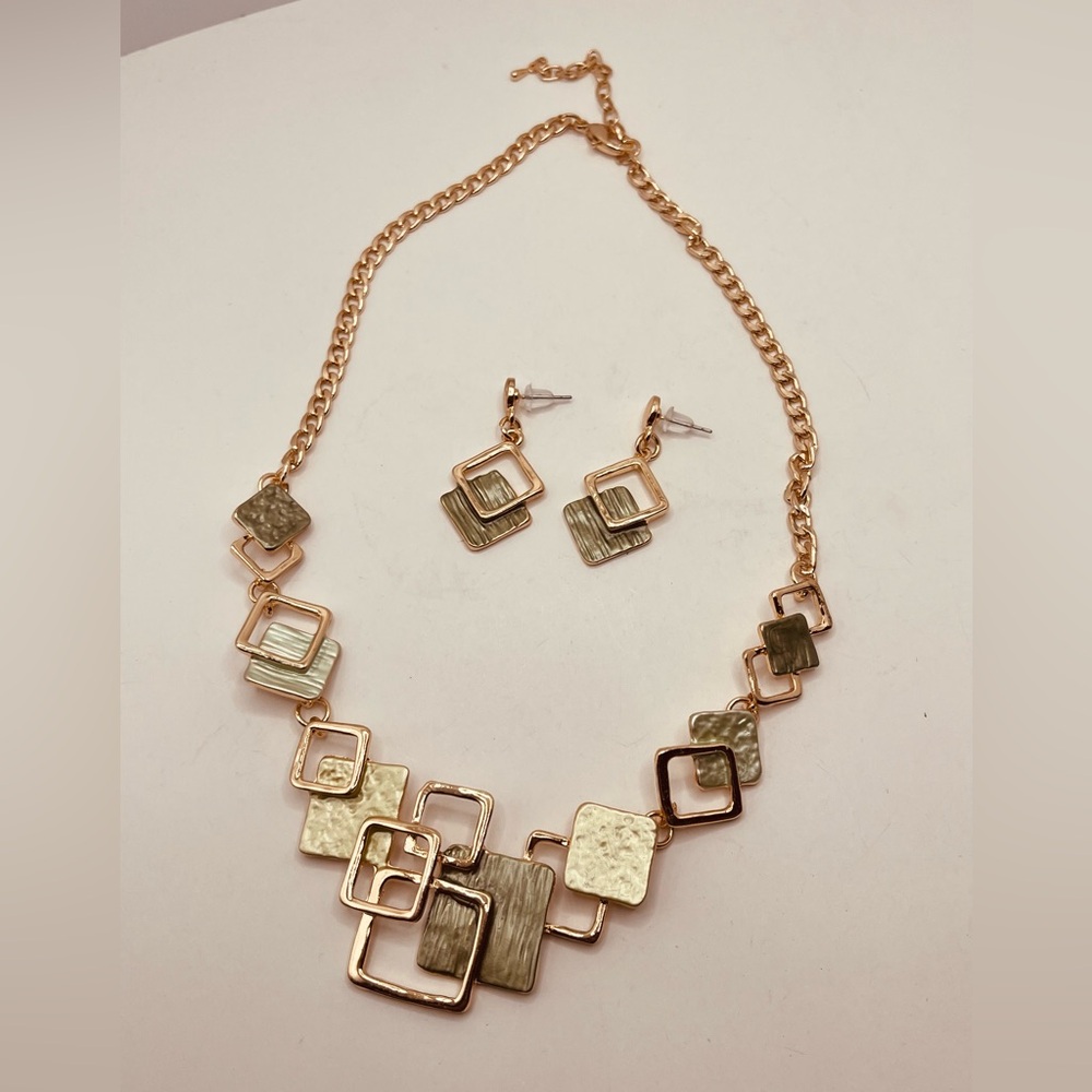 Set necklace and earrings for women bohemian design